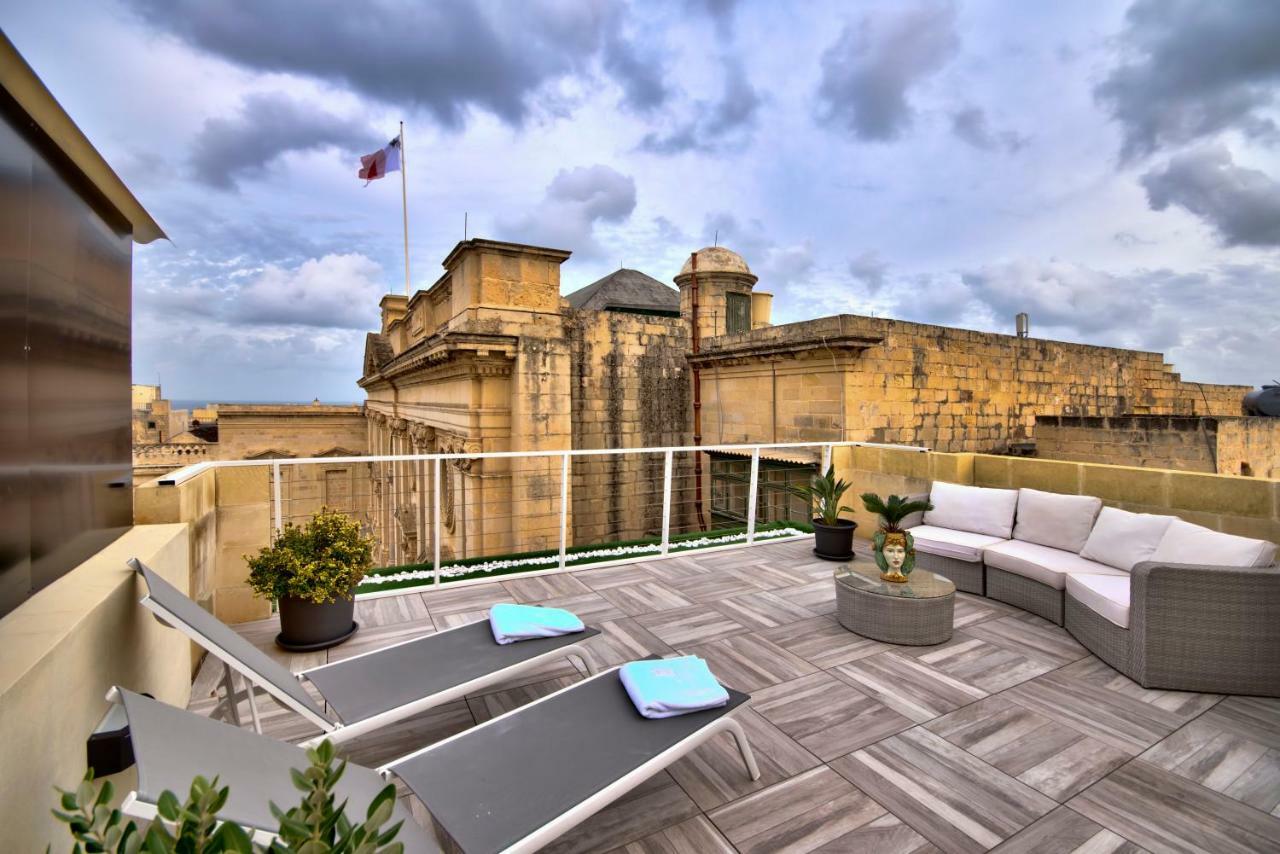 U Collection - A Luxury Collection Suites, ואלטה מראה חיצוני תמונה
