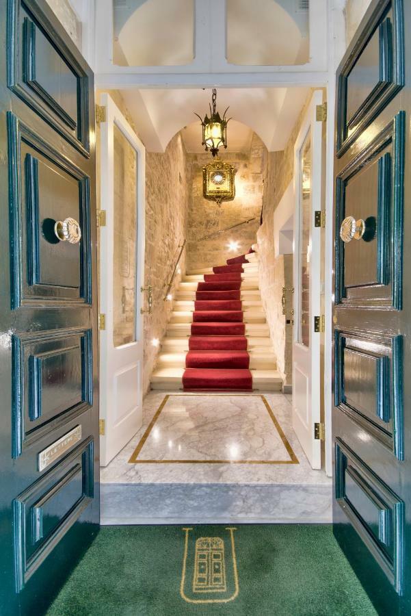 U Collection - A Luxury Collection Suites, ואלטה מראה חיצוני תמונה