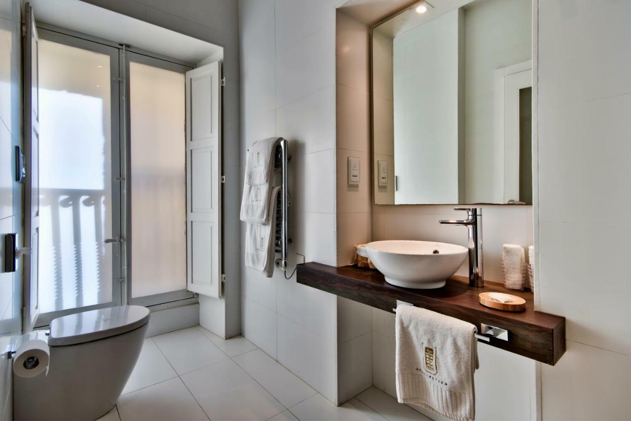U Collection - A Luxury Collection Suites, ואלטה מראה חיצוני תמונה