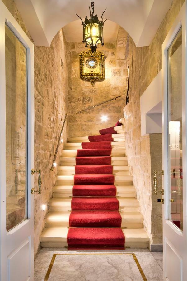 U Collection - A Luxury Collection Suites, ואלטה מראה חיצוני תמונה