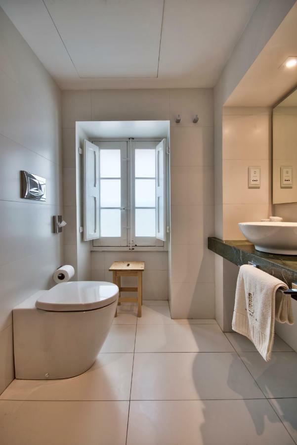 U Collection - A Luxury Collection Suites, ואלטה מראה חיצוני תמונה