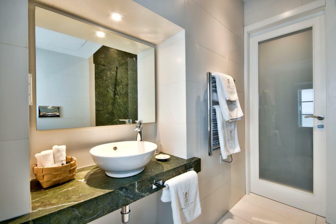 U Collection - A Luxury Collection Suites, ואלטה מראה חיצוני תמונה