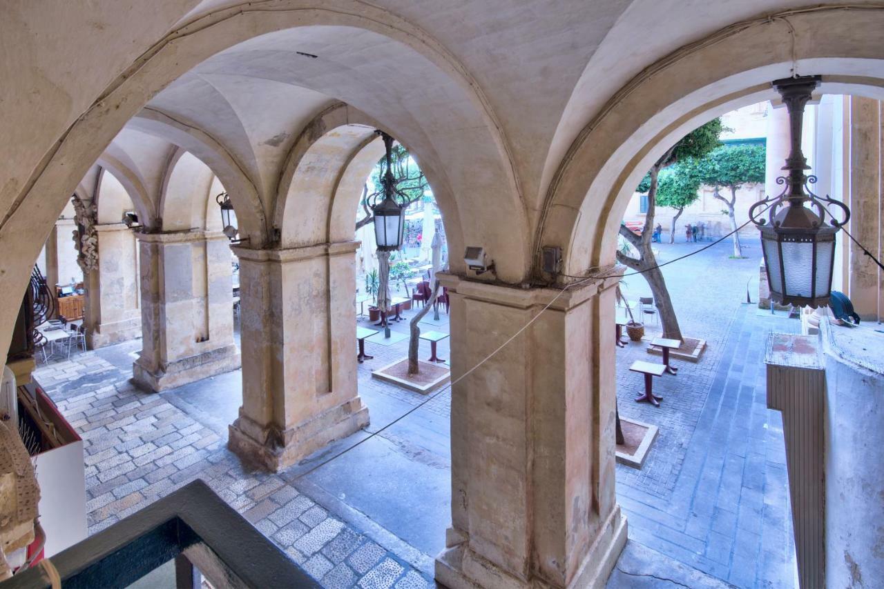 U Collection - A Luxury Collection Suites, ואלטה מראה חיצוני תמונה